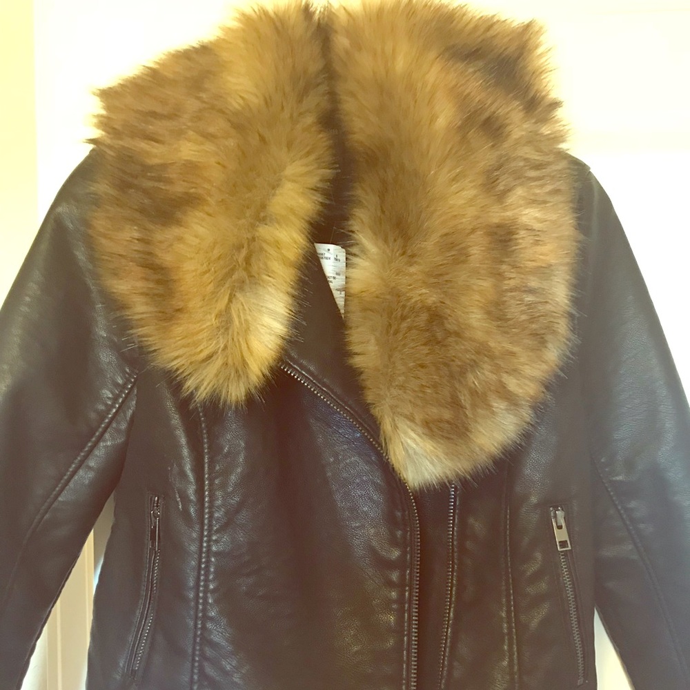NWT black MOTO jacket, removable fur collar